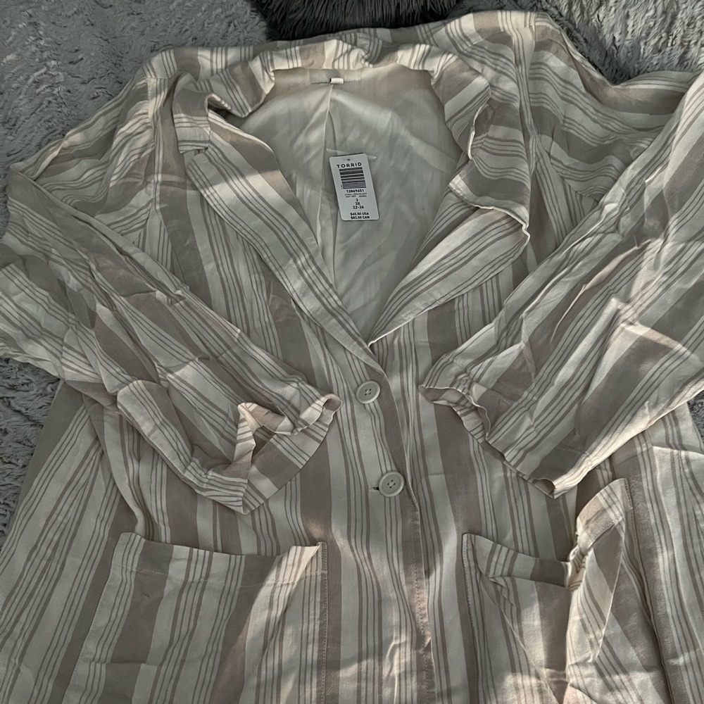 Torrid neutral color long blazer